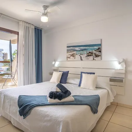 Apartamento Go2tenerife Apart'azul Near The & Pool View Playa de las Americas (Tenerife)